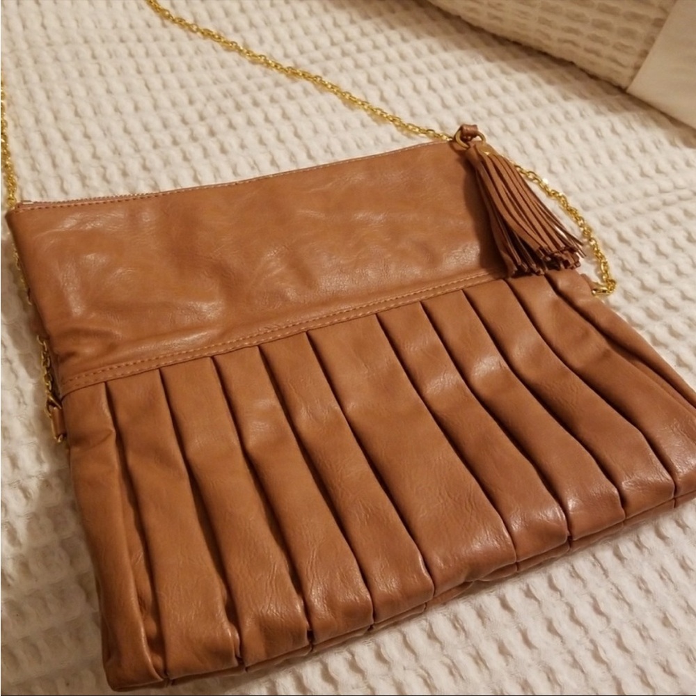 Vegan leather crossbody purse - Picture 2 of 6